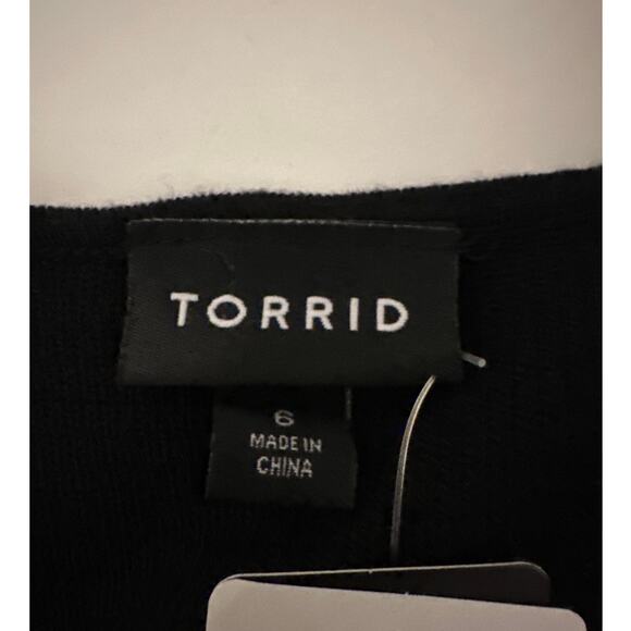 Torrid Open‑Front Cardigan Asymmetrical Long Sleeve Size 6 = 6X Black Office - Picture 10 of 13
